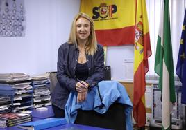 La máxima responsable del SUP en Málaga, Mariló Valencia, en la oficina del sindicato.