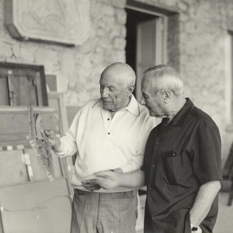 Pablo Picasso y Joan Miró, durante una visita del catalán a la residencia del malagueño en la Costa Azul.