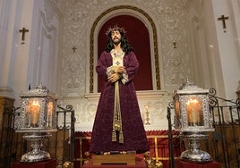 La imagen del Cristo de Medinaceli en la parroquia de Santiago.