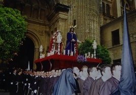 Momento histórico del Dulce Nombre en su primera entrada en la Catedral