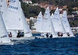 La ausencia de viento en la jornada del domingo condicionó la prueba.