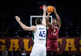 La derrota del Unicaja ante el Galatasaray, en imágenes