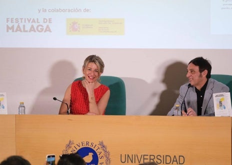 Imagen secundaria 1 - Diferentes momentos de la visita de Yolanda Díaz a Málaga para presentar la guía 'Crear con derechos'.