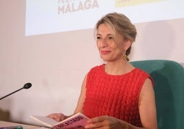 Yolanda Díaz, en la mañana de este sábado en el Rectorado de la Universidad de Málaga.