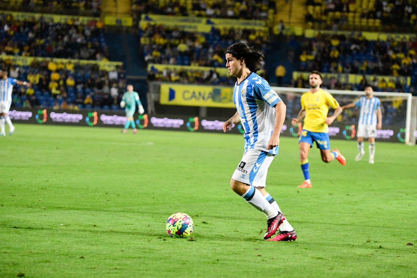 El Málaga logra el empate en Las Palmas en el último suspiro