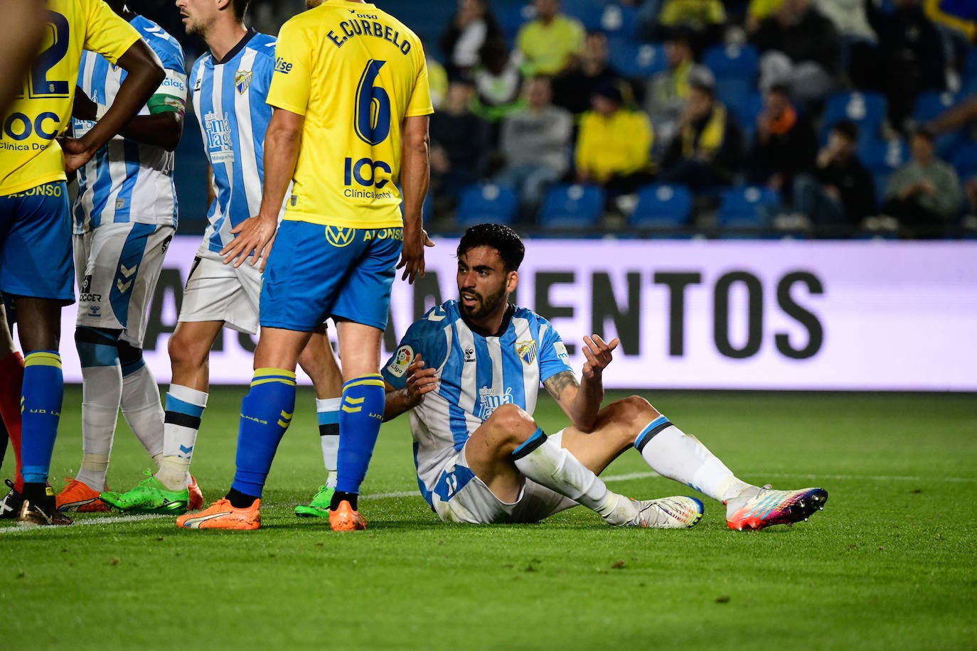 El Málaga logró empatar en Las Palmas in extremis