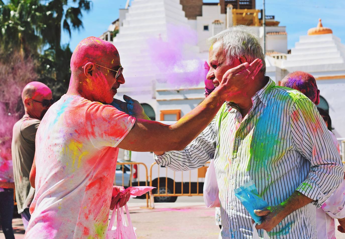 Celebración del Holi en Benalmádena este 12 de marzo. 