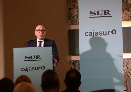 Joseba Barrena, consejero delegado de Cajasur, durante el foro de SUR.
