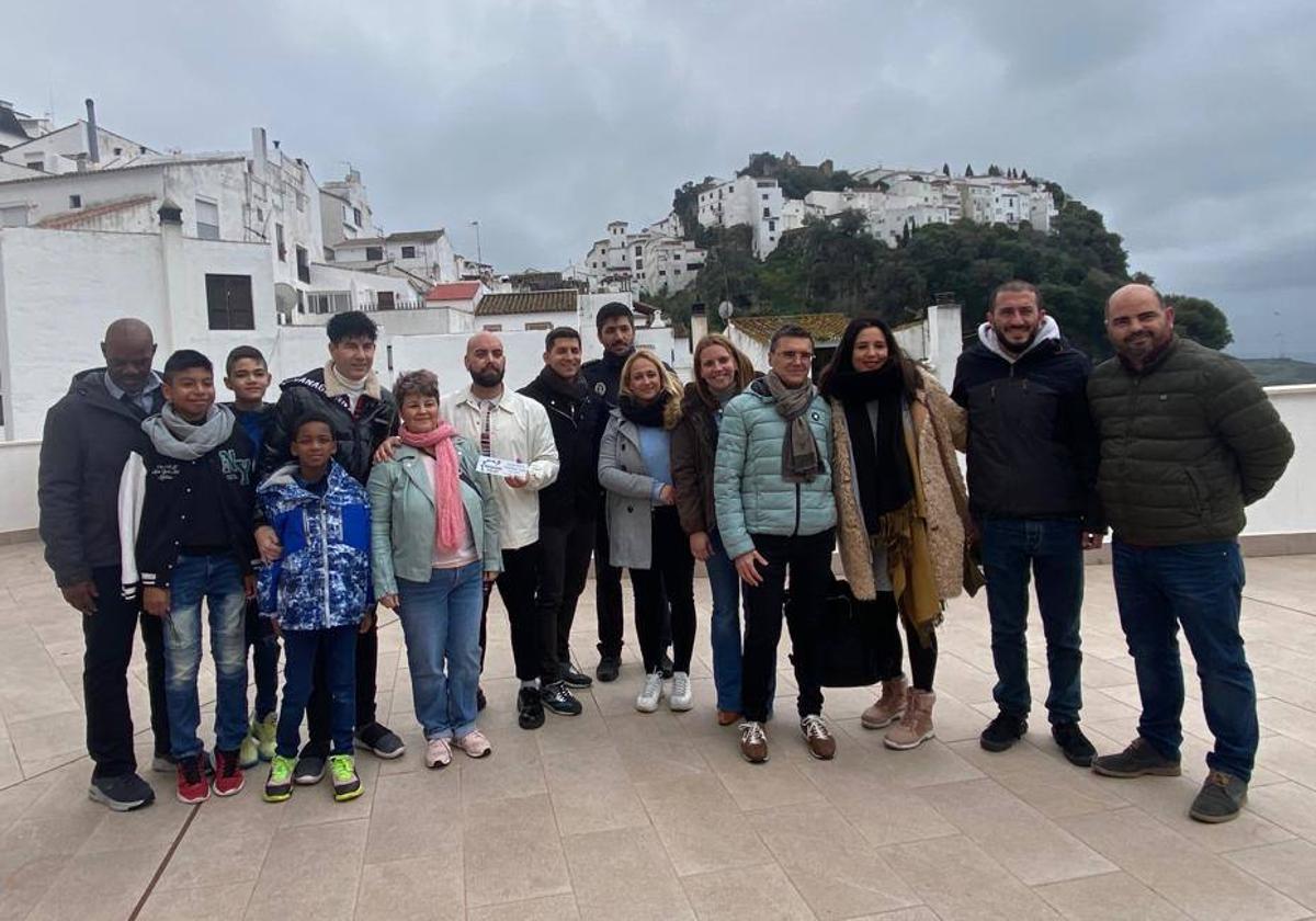 La plaza de la Diversidad de Casares, durante su inauguración el febrero pasado.