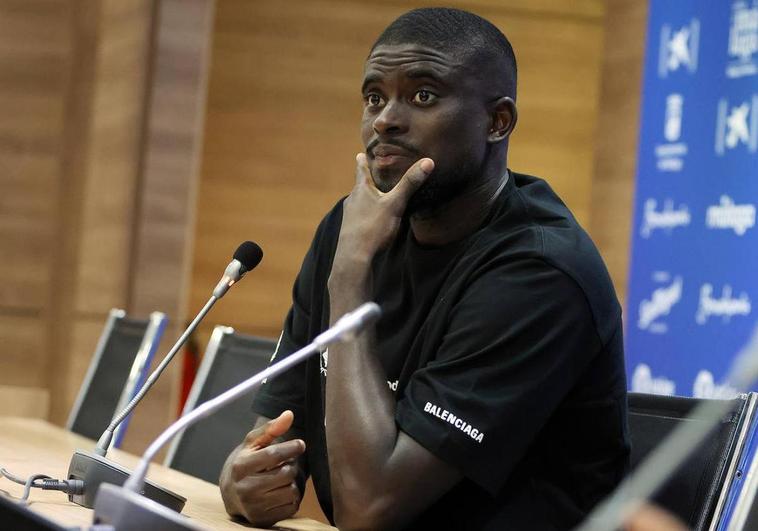 N'Diaye, apartado del grupo en el Málaga