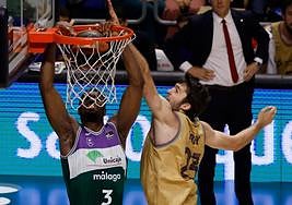 Las fotos del choque entre el Unicaja y el Barcelona