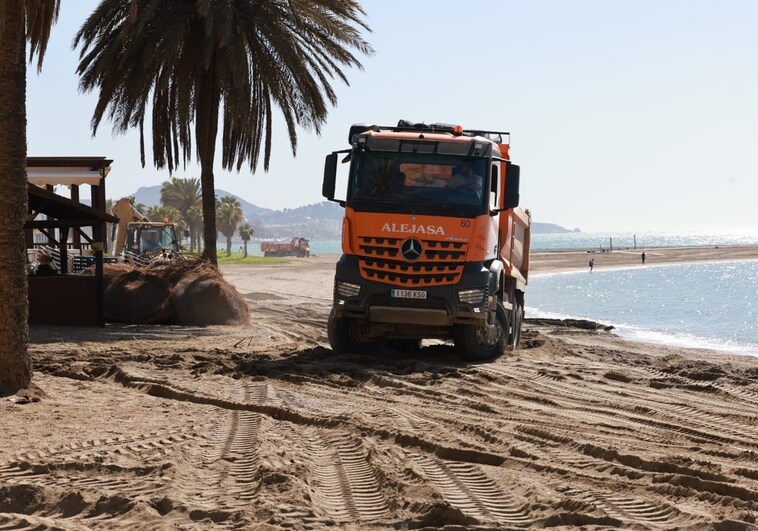 El Gobierno destina 1,3 millones a la puesta a punto de las playas de Málaga para el verano