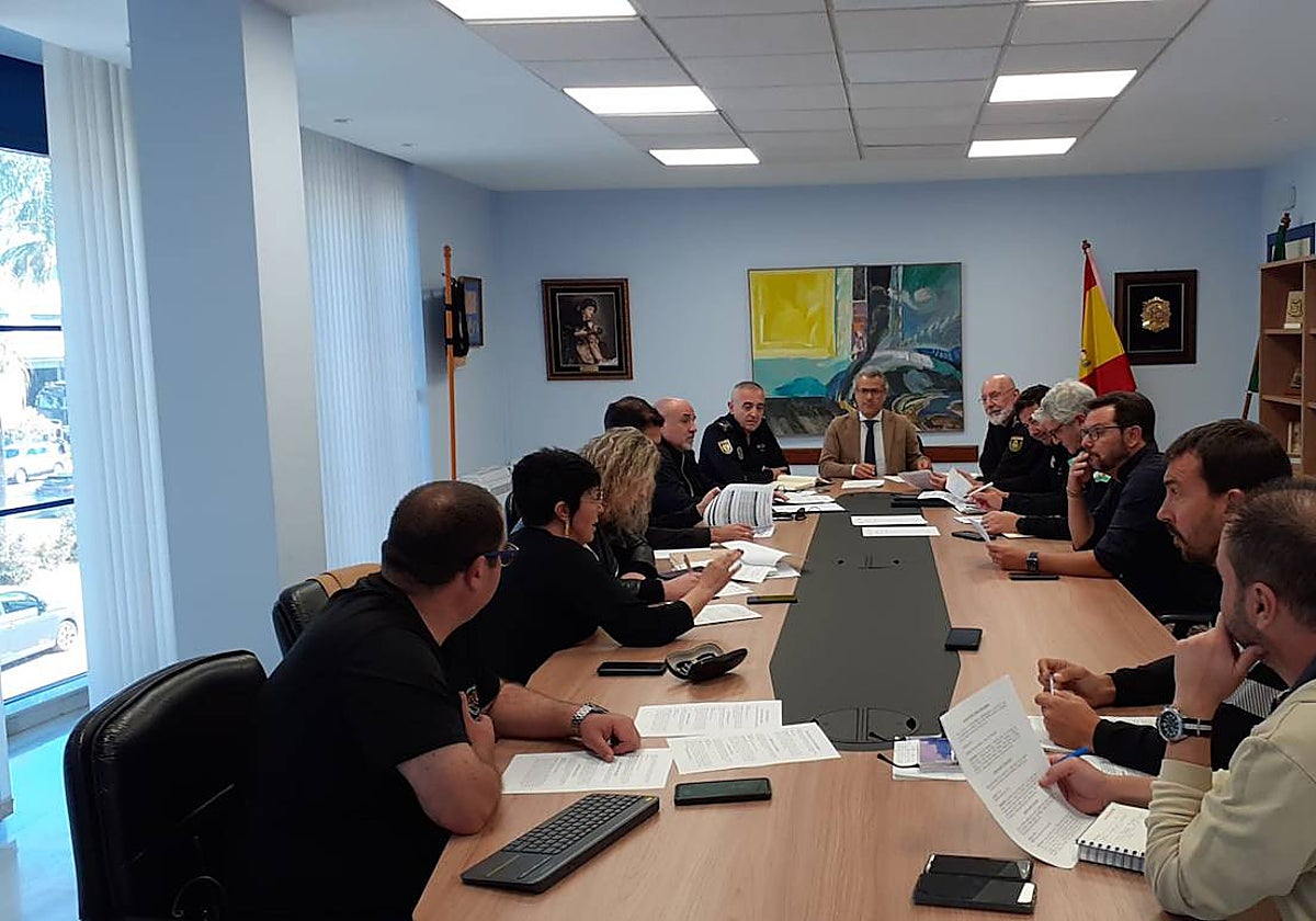Reunión de coordinación del dispositivo de seguridad para Semana Santa.