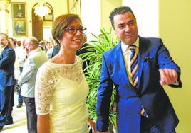 María Gámez, junto a su marido, en una imagen de archivo.