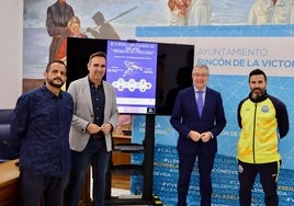 Acto de presentación del evento, este jueves en el salón de plenos rinconero.