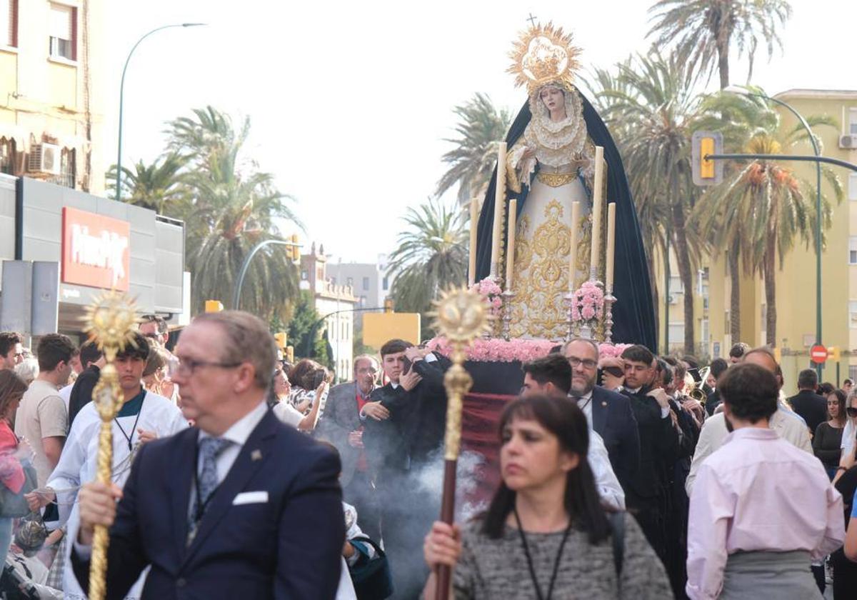 Traslados y procesiones de vísperas de la Semana Santa de Málaga 2023