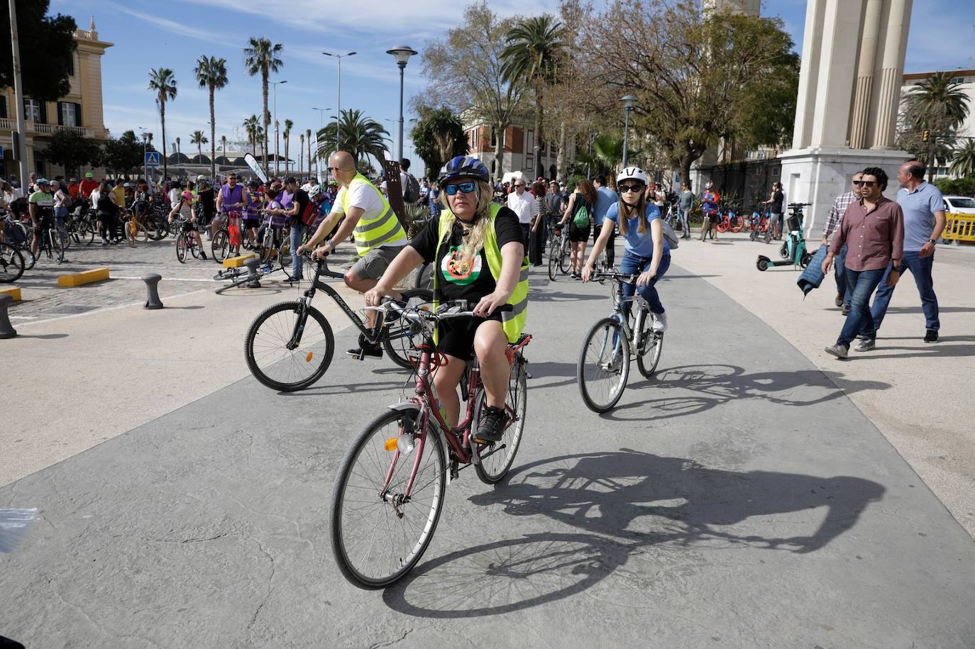 Casi mil personas se manifiestan en Málaga para exigir más carriles bici