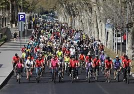 Casi mil personas se manifiestan en Málaga para exigir más carriles bici