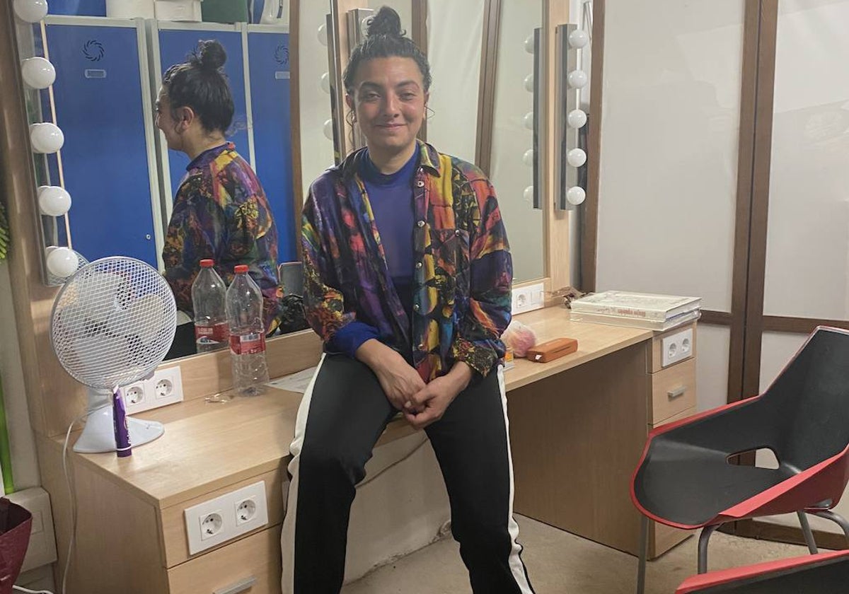 Lula Amir en el camerino de El Contenedor.