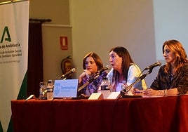 La Junta crea dos protocolos contra la violencia de género y la LGTBIfobia