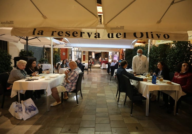 Terraza de La Reserva del Olivo.