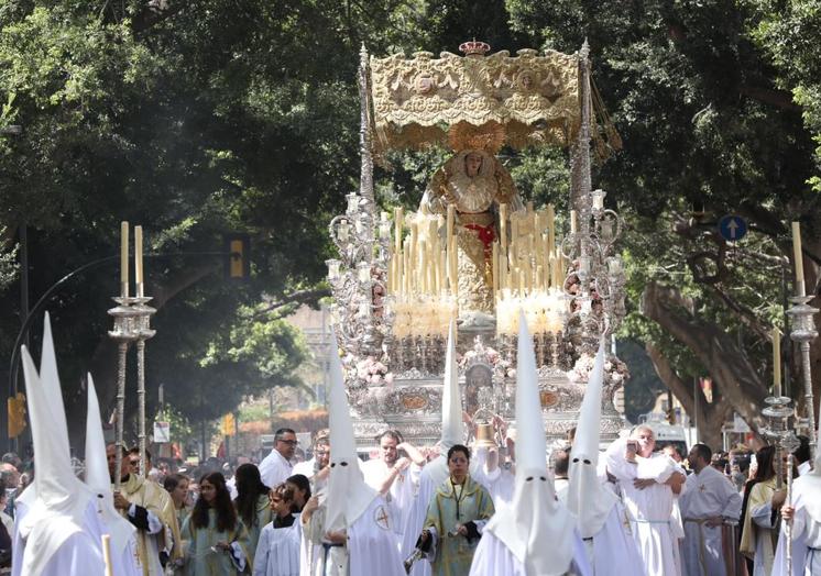 María Santísima Reina de los Cielos.