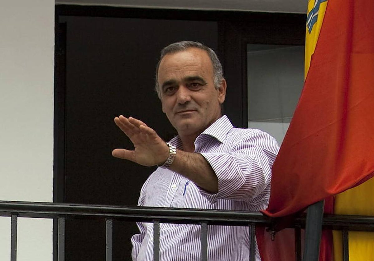 Una imagen de archivo de Cristóbal Torreblanca, todavía alcalde de Almogía.