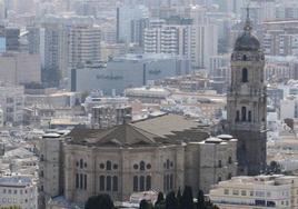 Recreación de la Catedral de Málaga con el tejado ya construido.