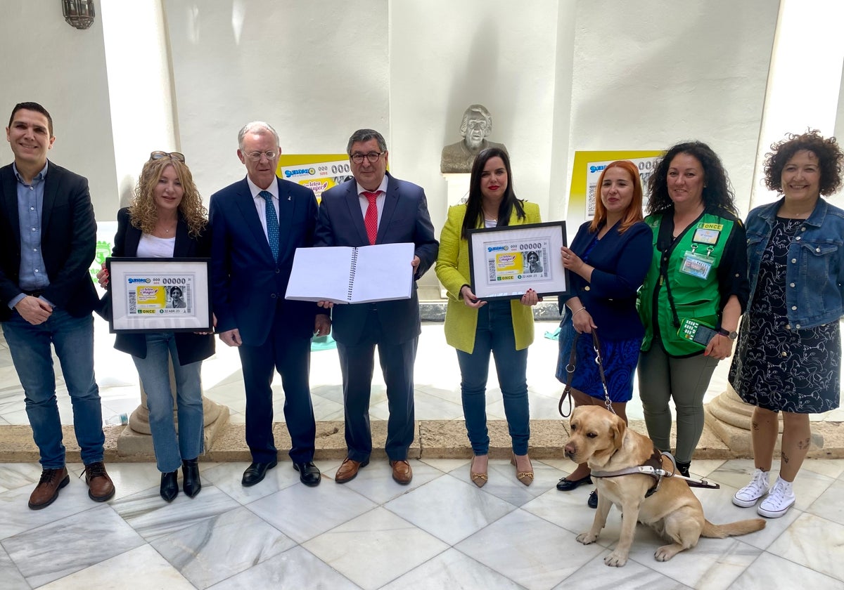 Acto de presentación del cupón de la ONCE dedicado a María Zambrano, este jueves.