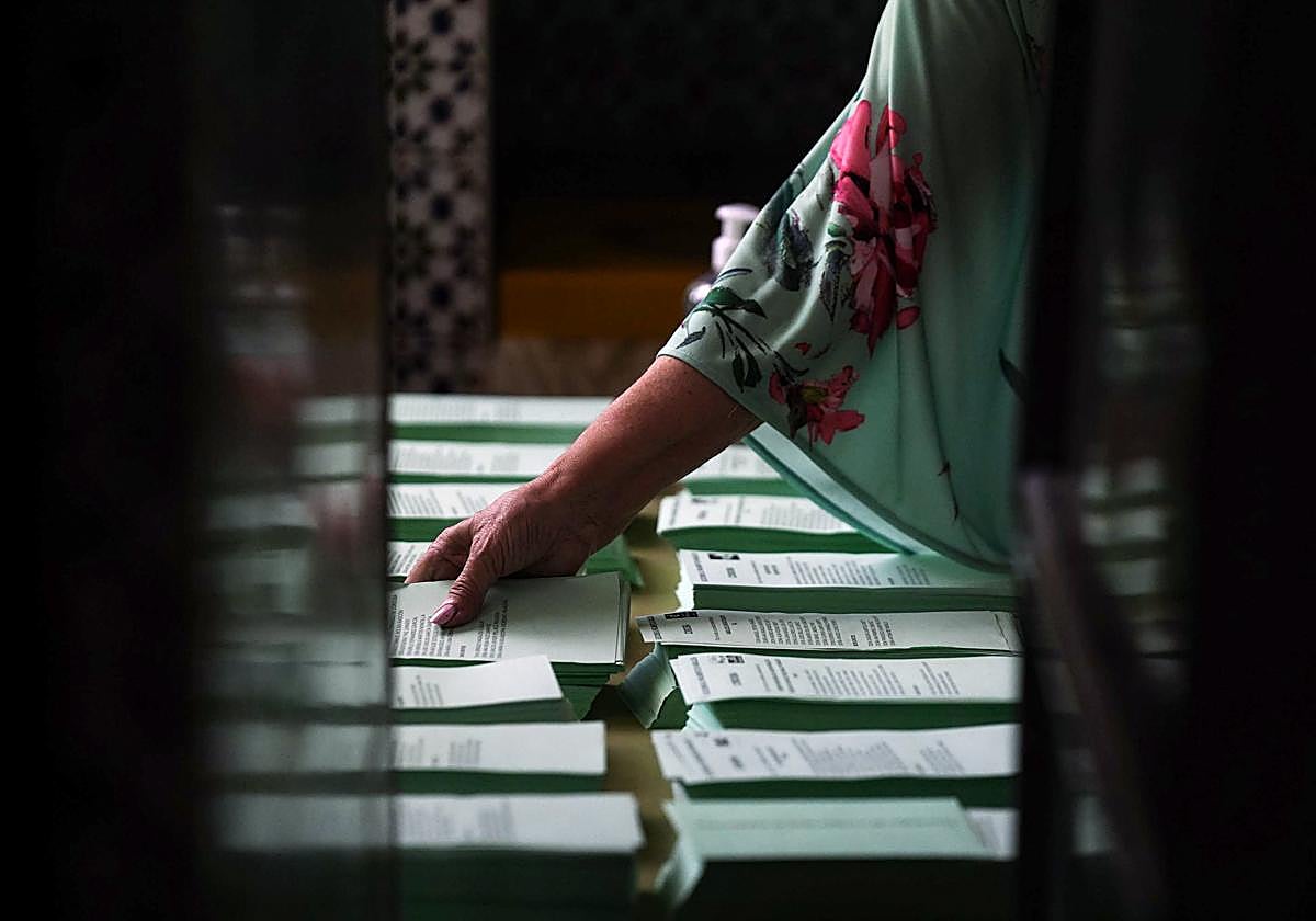 Más de 65.300 extranjeros podrán votar el 28M en Andalucía