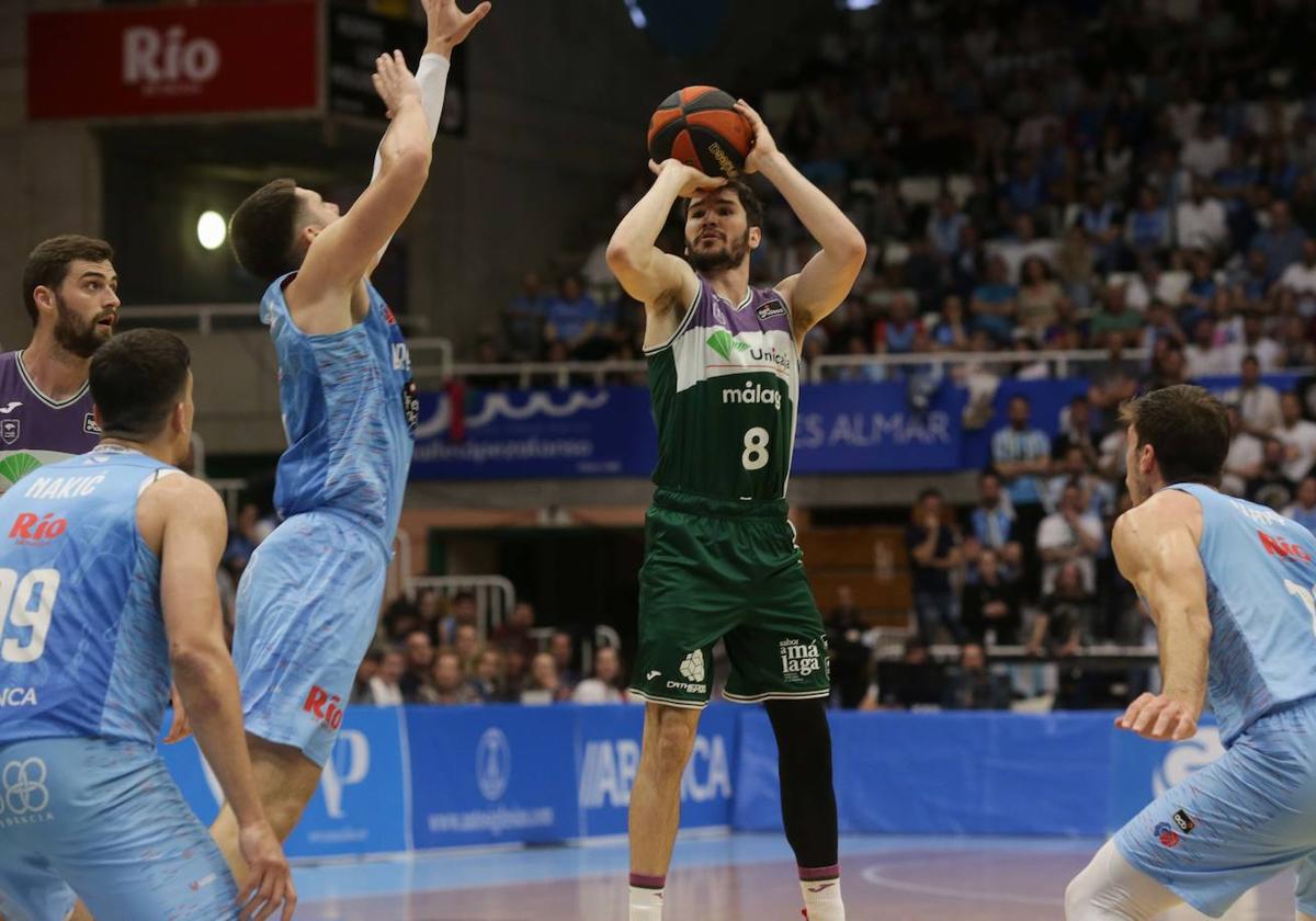 El Unicaja gana en Lugo