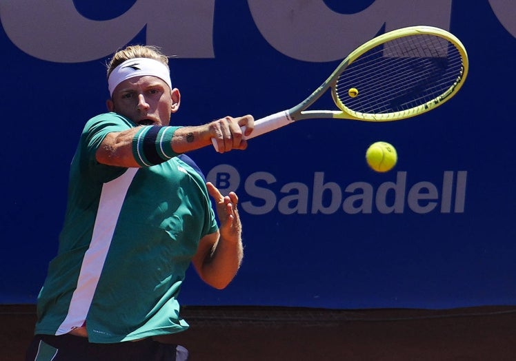 El 'drive' de Davidovich en el duelo de este jueves.