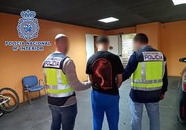 Uno de los detenidos.