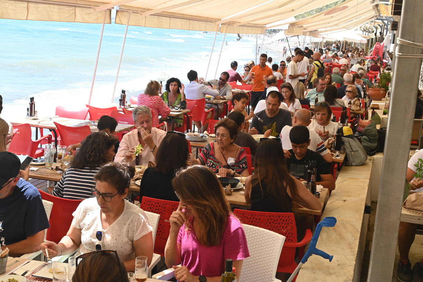 Lleno en playas y chiringuitos de Málaga en el puente de mayo