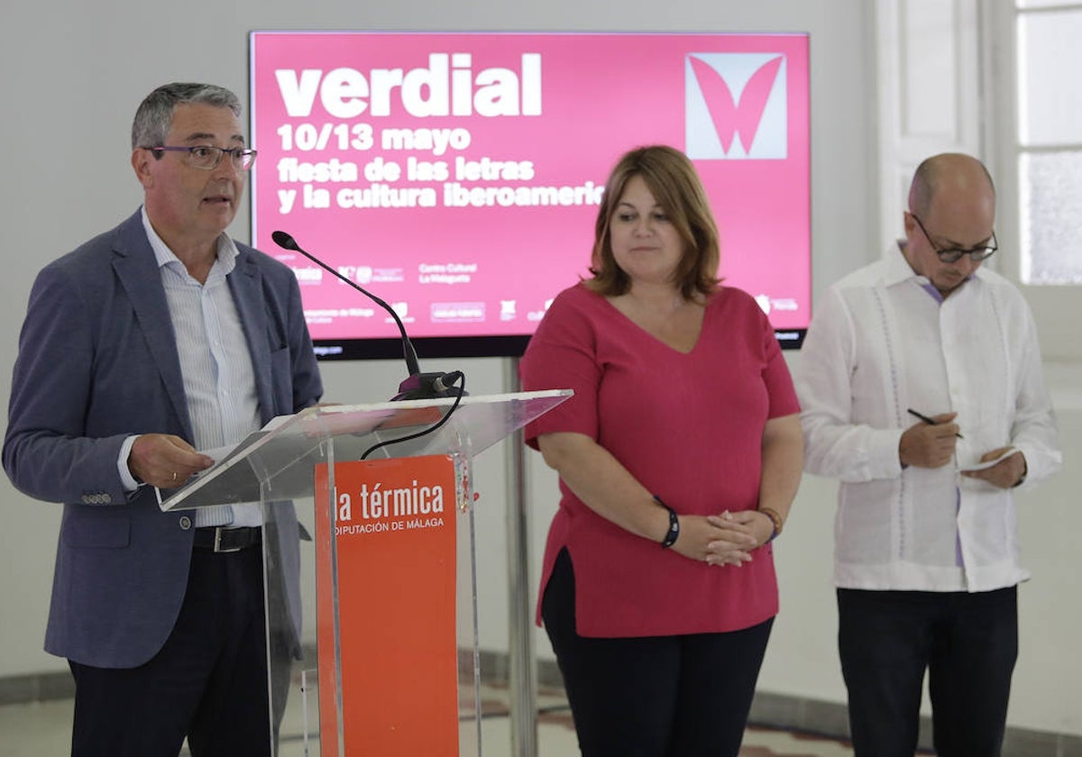 Francisco Salado, Natacha Rivas y Jorge Volpi, en la presentación.