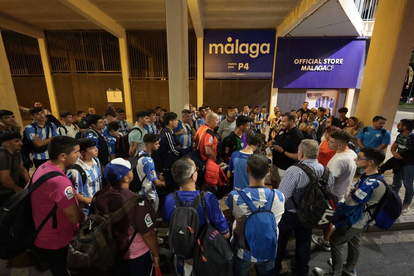 La caravana malaguista pone rumbo a Ponferrada