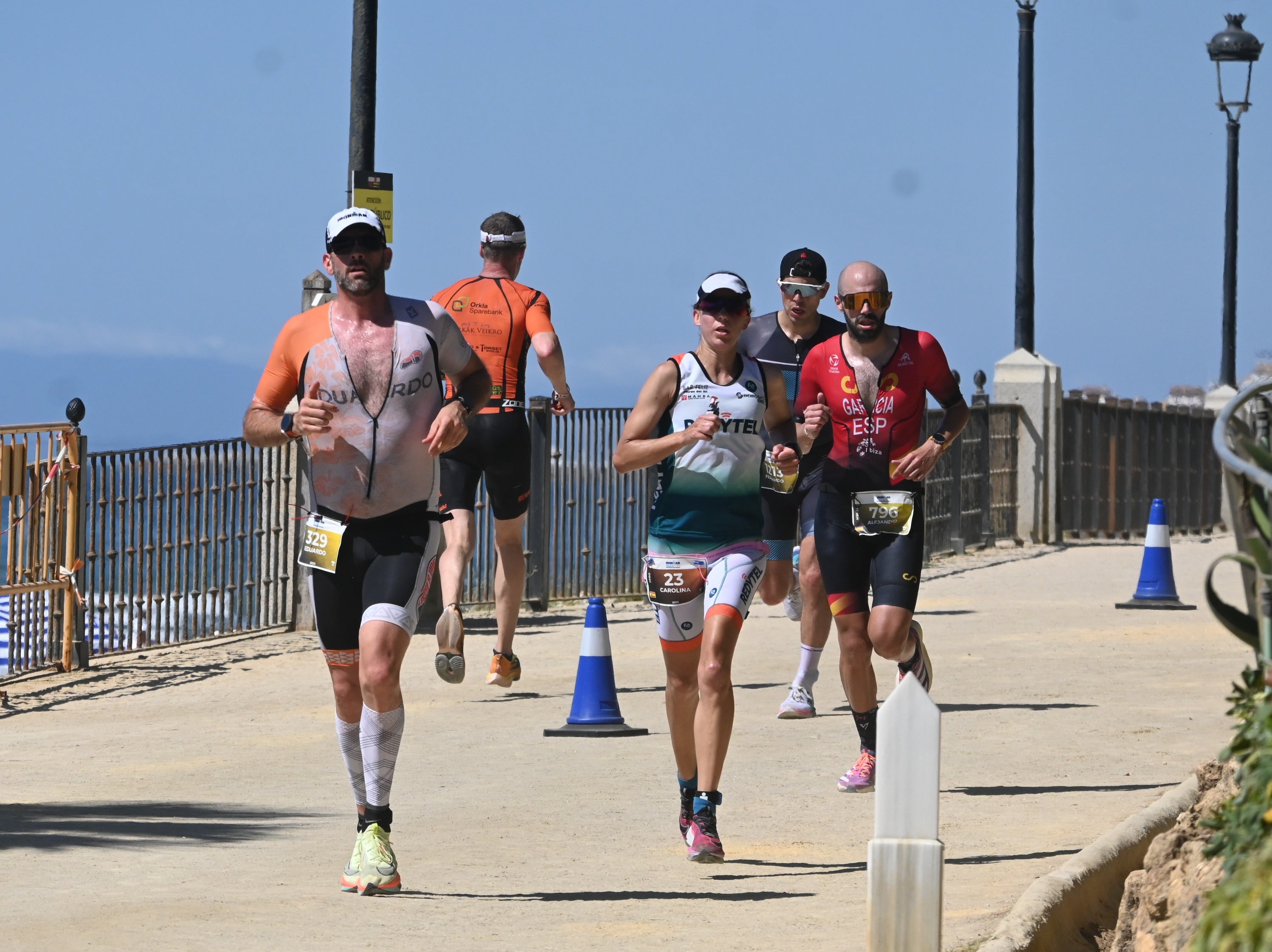 Más de 1.500 triatletas se dan cita en el Ironman 70.3 Marbella