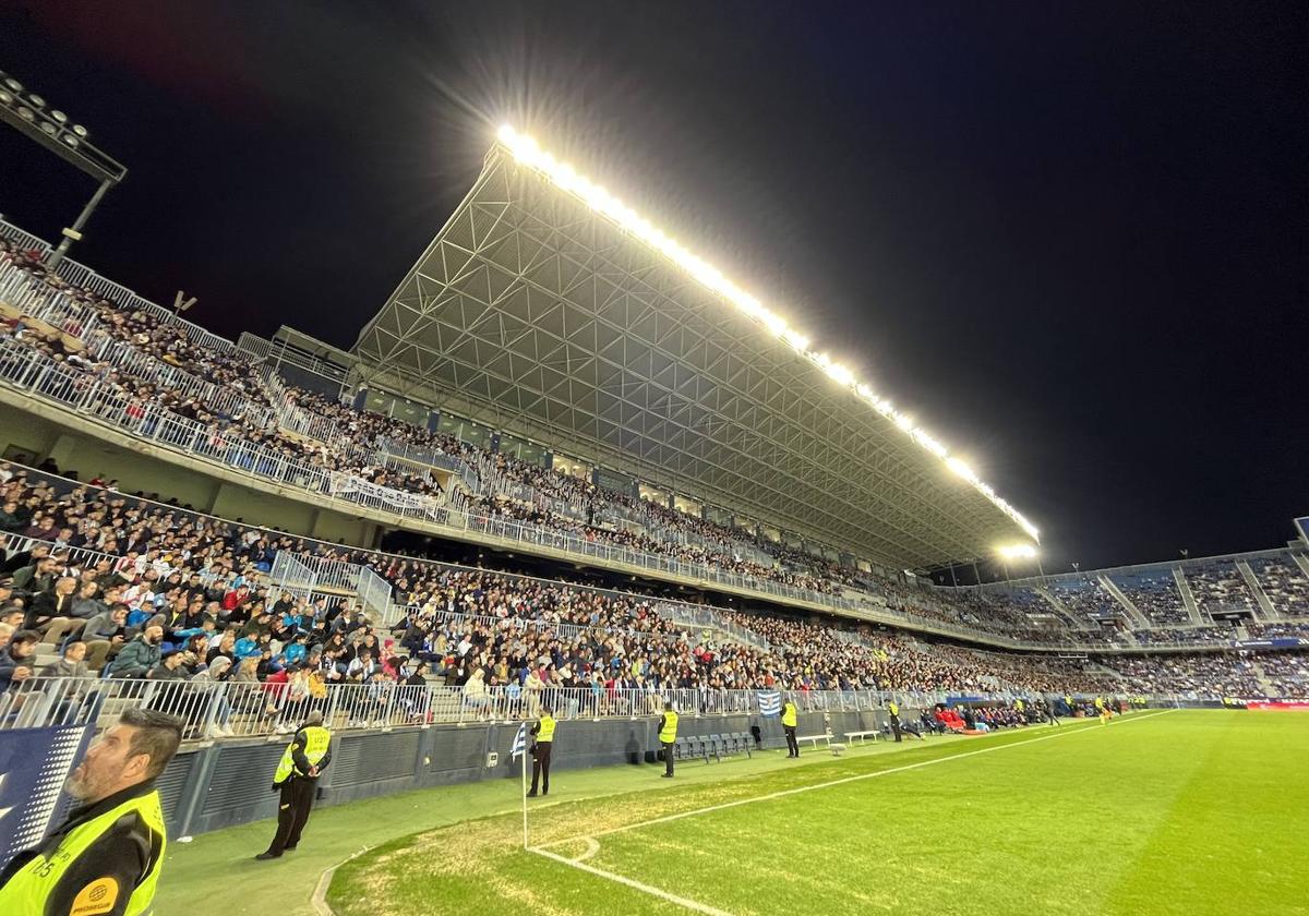 El Málaga vuelve a regalar entradas a sus abonados para el partido ante el Mirandés