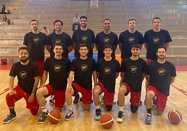El equipo de baloncesto del Club Deportivo Colegio El Pinar.