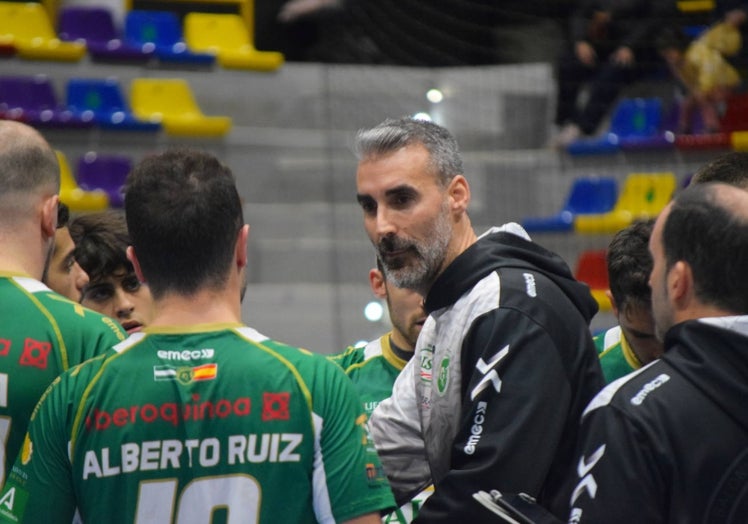 El entrenador del Alsur Antequera, Chispi.