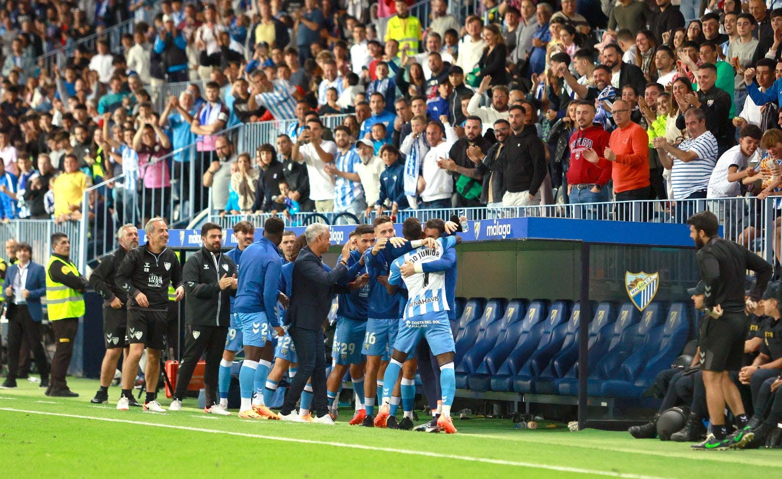 Málaga-Mirandés: Las mejores fotos de la victoria en La Rosaleda