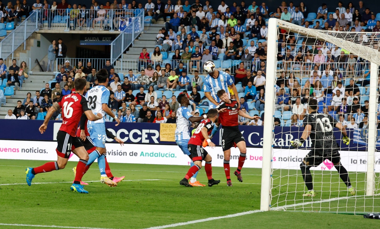 Málaga-Mirandés: Las mejores fotos de la victoria en La Rosaleda