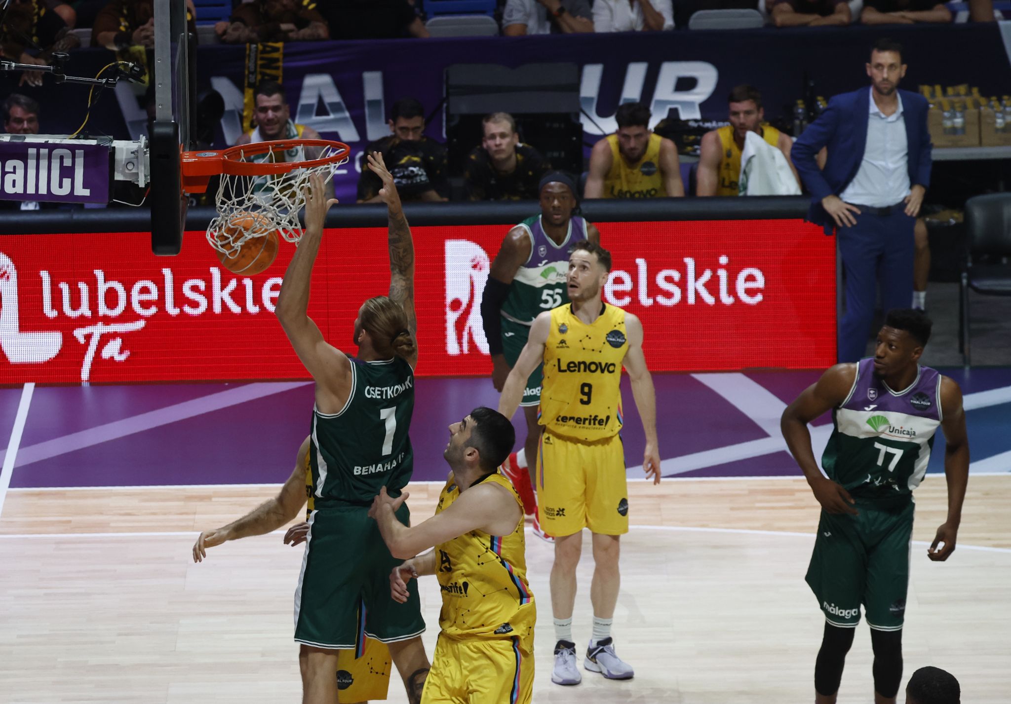 Imágenes de la segunda derrota del Unicaja en la Final Four