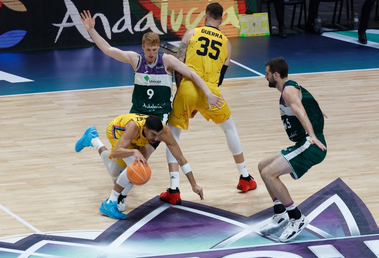 Imágenes de la segunda derrota del Unicaja en la Final Four