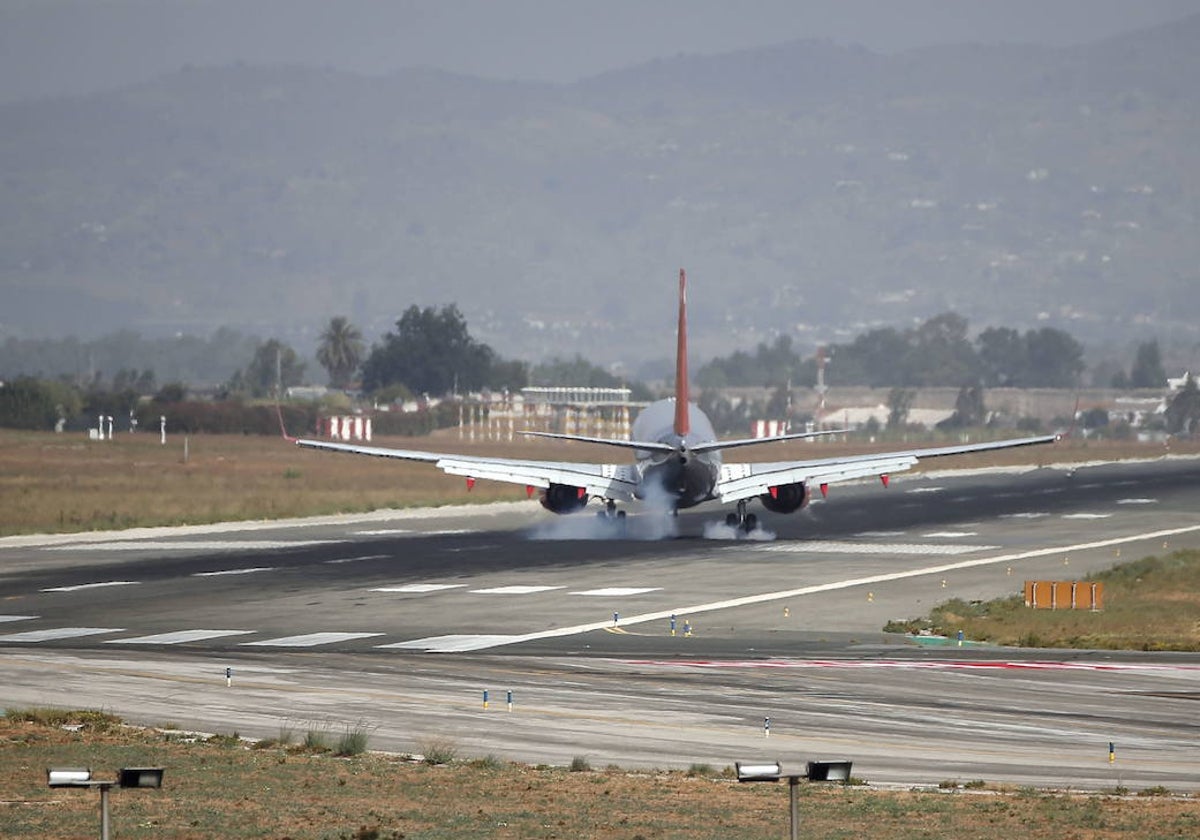 Operación de vuelo en el aeropuerto de Málaga.