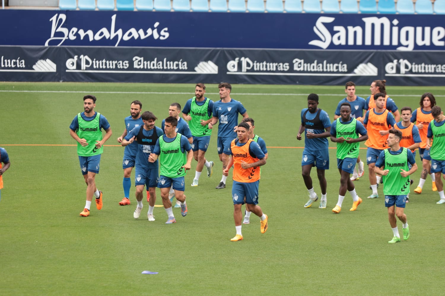 Las fotos del entrenamiento del Málaga, con gran presencia de canteranos