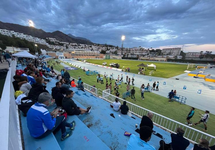 Imagen principal - Grandes marcas en el IV Meeeting Desafío Nerja de atletismo