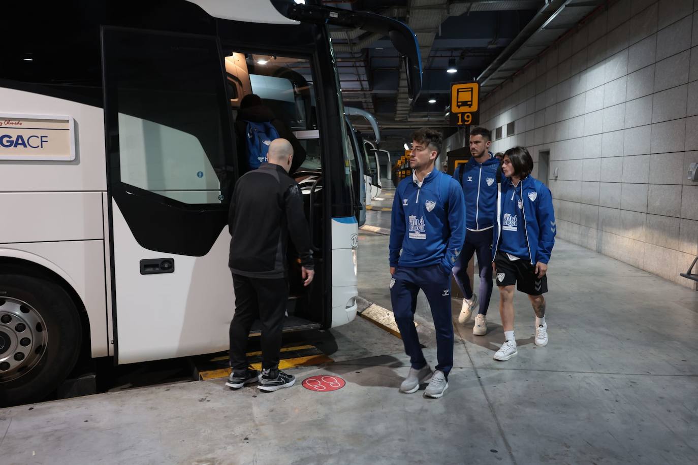 Silencio sepulcral en el regreso de la expedición malaguista