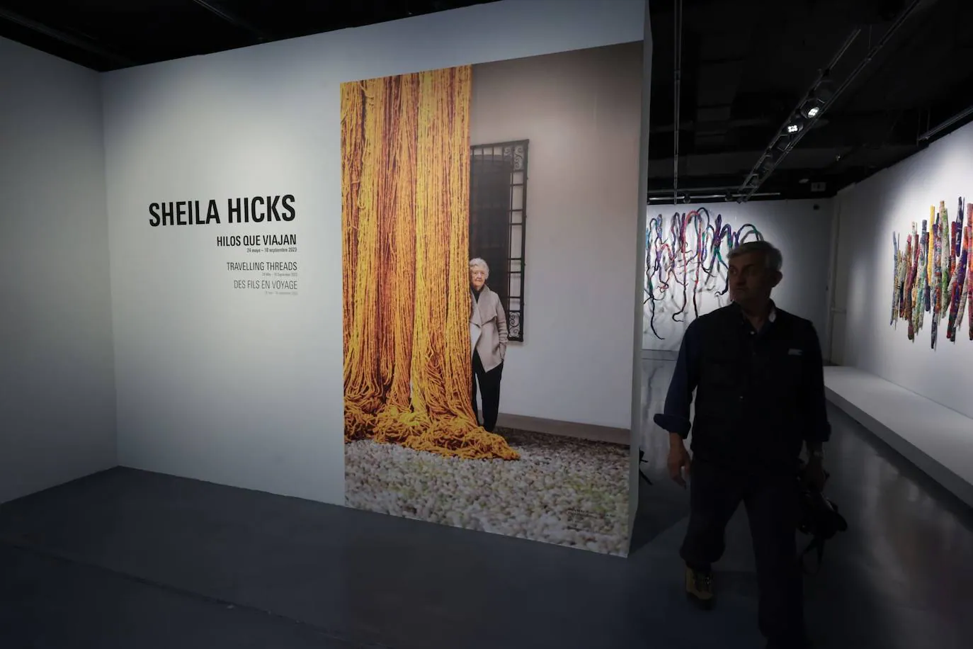 Exposición de Sheila Hicks en el Centro Pompidou de Málaga