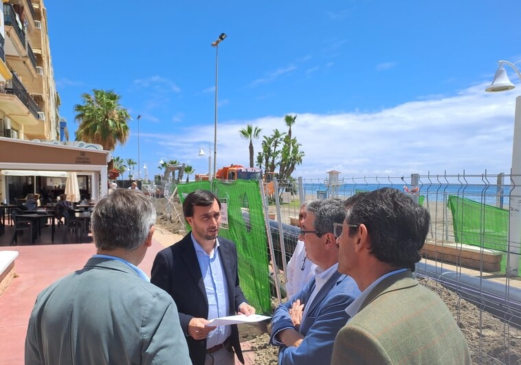 La Junta se compromete a finalizar en junio las obras en el paseo marítimo de Rincón
